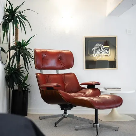 Nice-Duplex-Plage-Climatisation شقة نيس