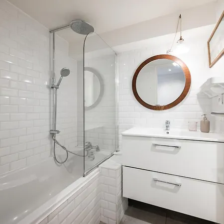 شقة Nice-Duplex-Plage-Climatisation *